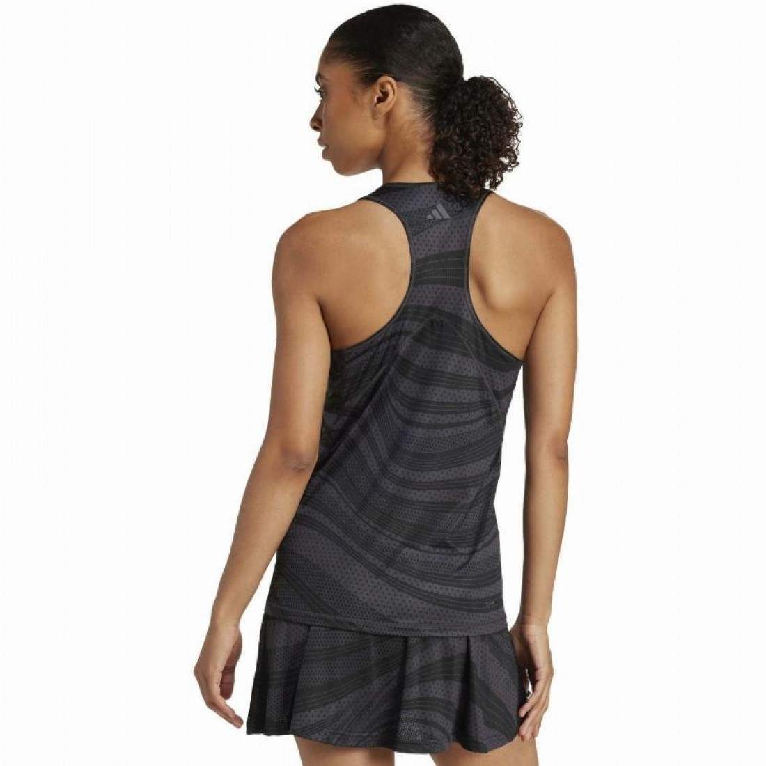 Camiseta Adidas Club Graphic Carbon