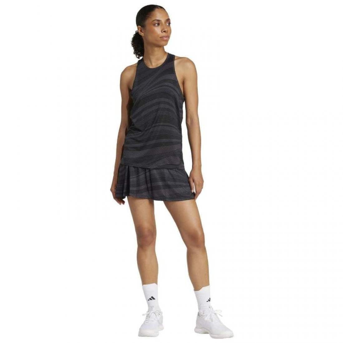 Camiseta Adidas Club Graphic Carbon