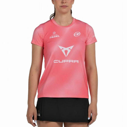 Camiseta Bullpadel Delfi Brea Premier Padel Dan Chicle